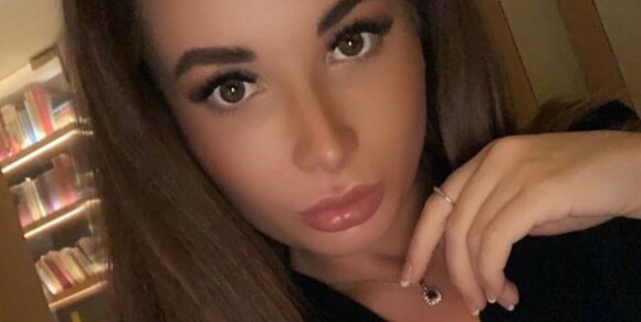 image: Instagram-stjerne funnet drept i koffert